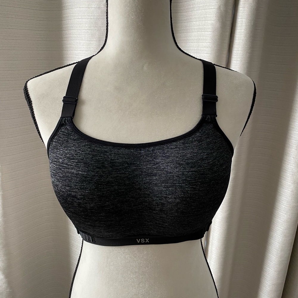 NWOT Victoria’s Secret VSX Sports Bra 36C